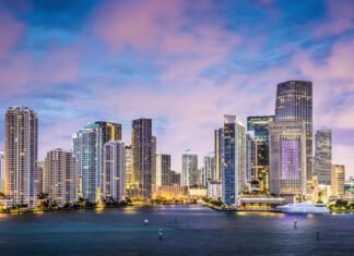 Welcome to Miami, USA welcome-to-miami-skyline-miami-florida