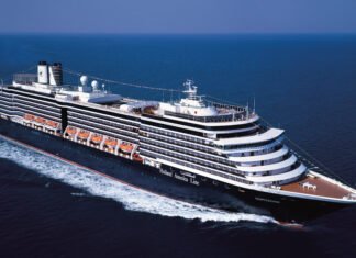 Holland America Evolution: Frischer Wind für sechs Kreuzfahrtschiffe holland america evolution-oosterdam-auf-see-foto-holland america line