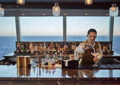 bar-explora-1-foto-explora-journeys