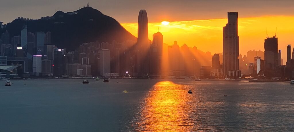Ausfahrt aus dem Hafen von Hongkong mit der Westerdam