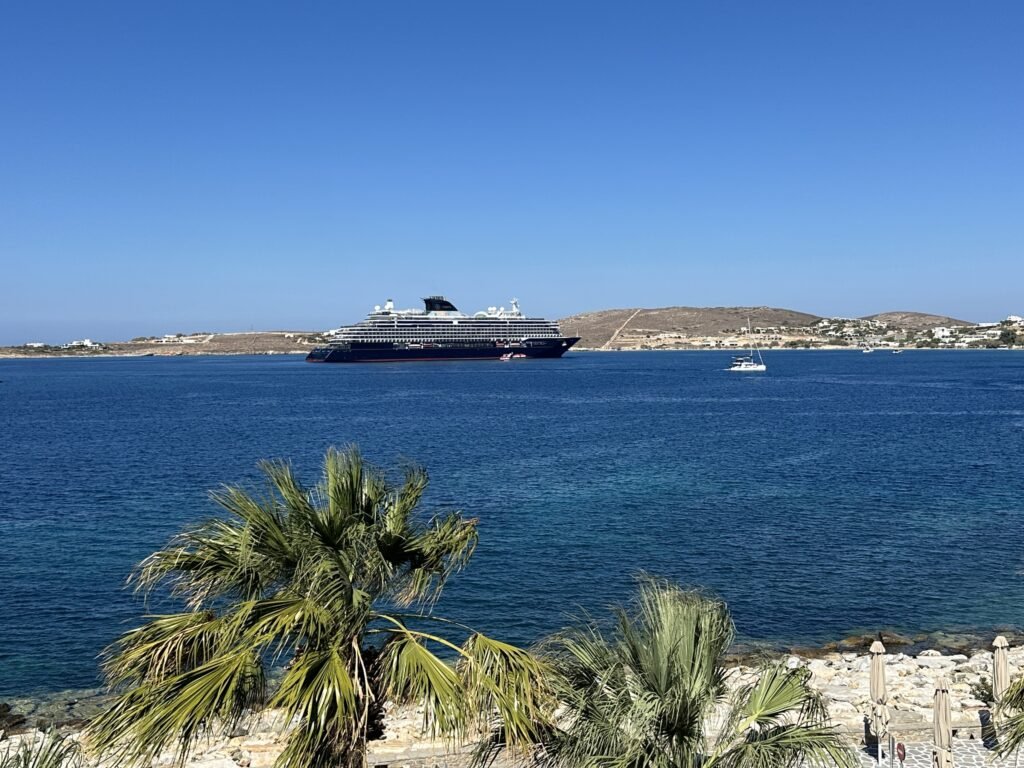 Explora I vor Paros