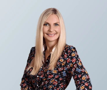 Angela Stenzel UC Kreuzfahrtexpertin